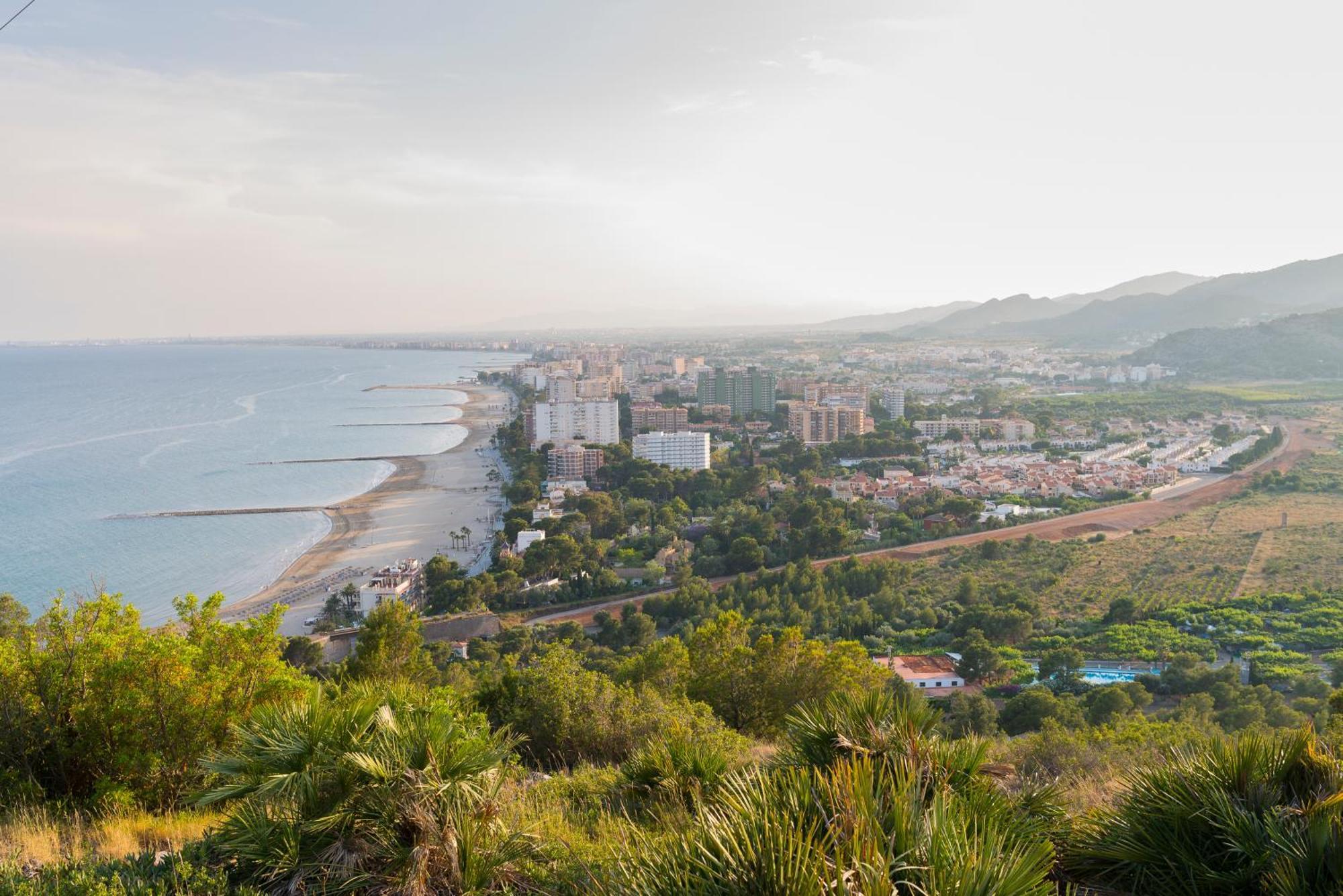 Hostal La Torre Benicassim Bagian luar foto